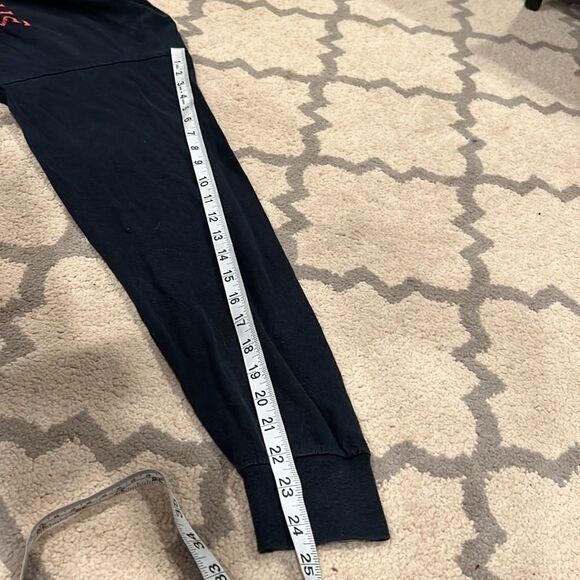 Wolf lives his life by his own rules long sleeve tee on fruit of the loom size L - Picture 6 of 7